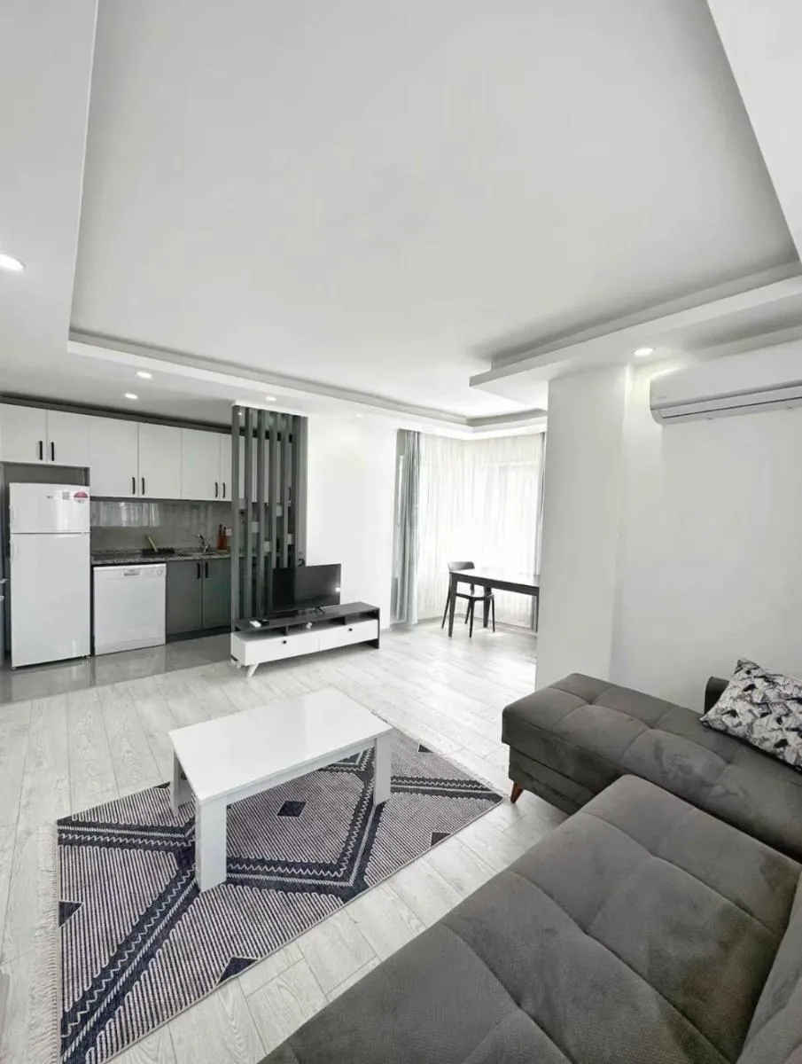 Image 2 of Sunny Escape, Just 400m from the Beach