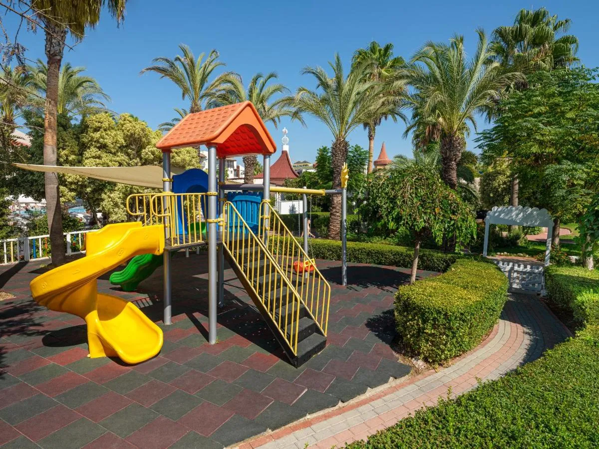 Image 4 of Aydinbey Famous Resort – Ultra All Inclusive