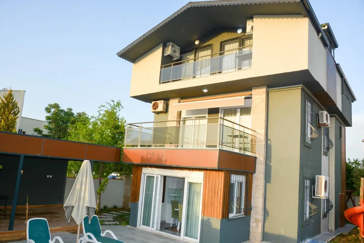Image 1 of BEGONVİL VİLLA