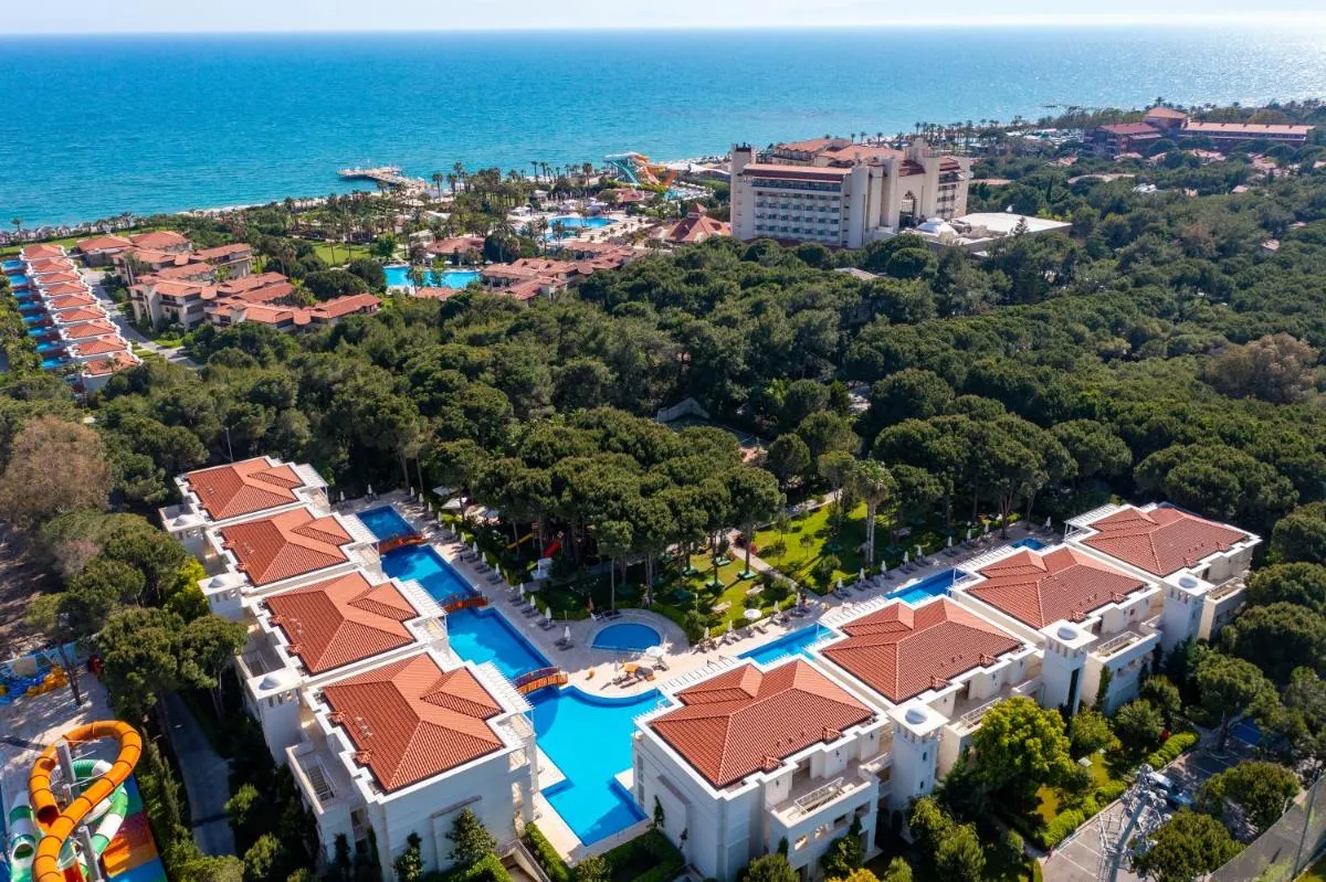 Image 5 of Bellis Deluxe Hotel & Heated for Winter Aqua Park