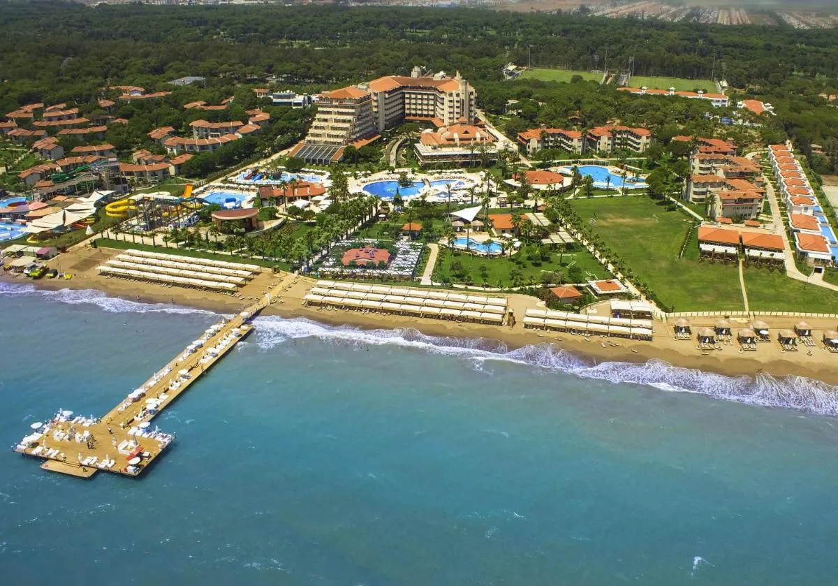 Image 2 of Bellis Deluxe Hotel & Heated for Winter Aqua Park