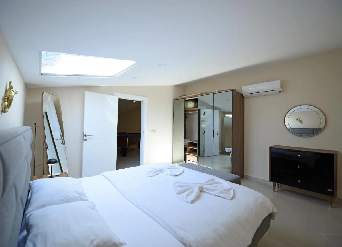 Image 1 of BlueHomes Villas