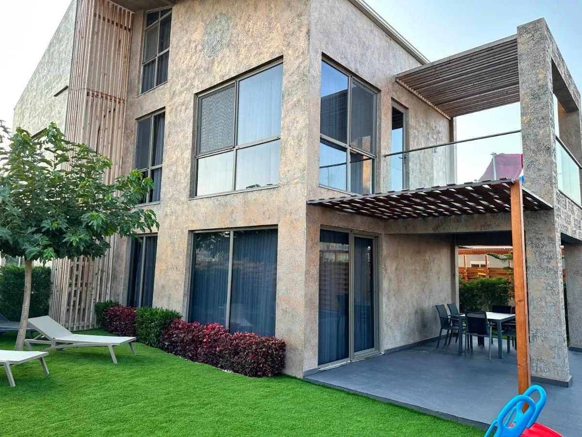 Image 6 of DrVillaSuits Casa Riva