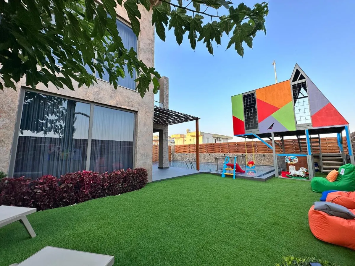 Image 5 of DrVillaSuits Casa Riva