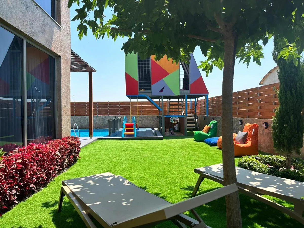 Image 3 of DrVillaSuits Casa Riva