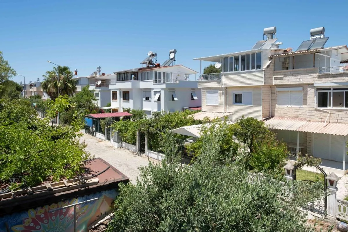 Image 6 of EV Apartments