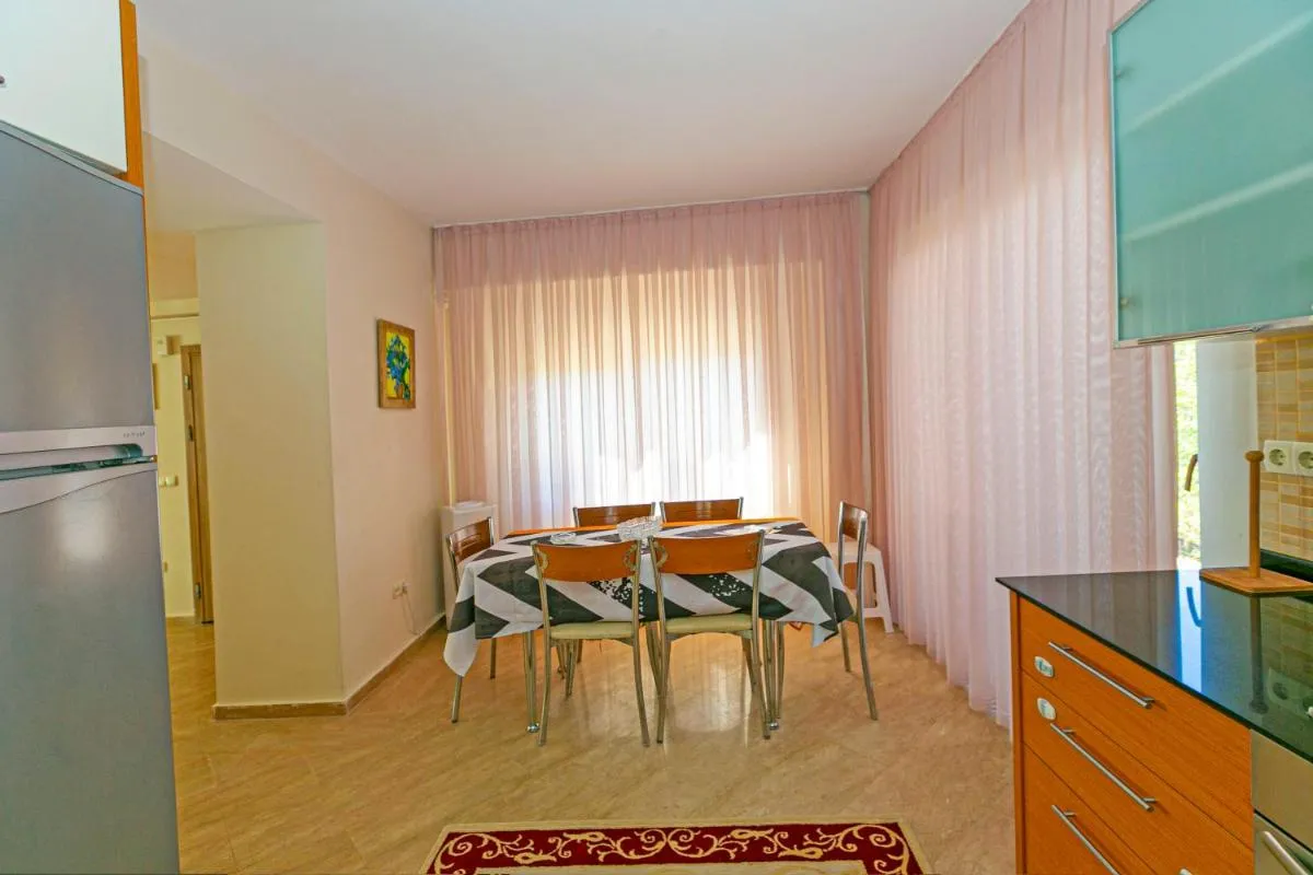 Image 4 of Paradise Town Villa Daisy