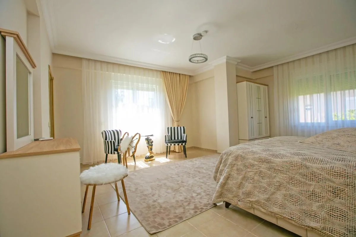 Image 1 of Paradise Town Villa Hazel