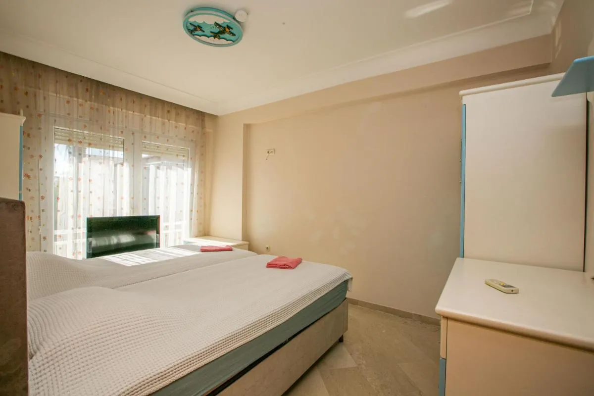 Image 1 of Paradise Town Villa Lucky