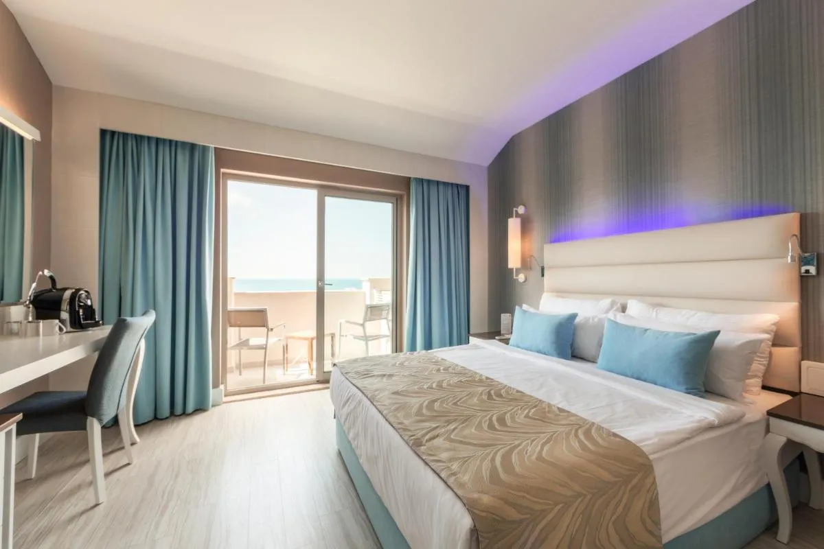 Image 1 of TUI MAGIC LIFE Masmavi
