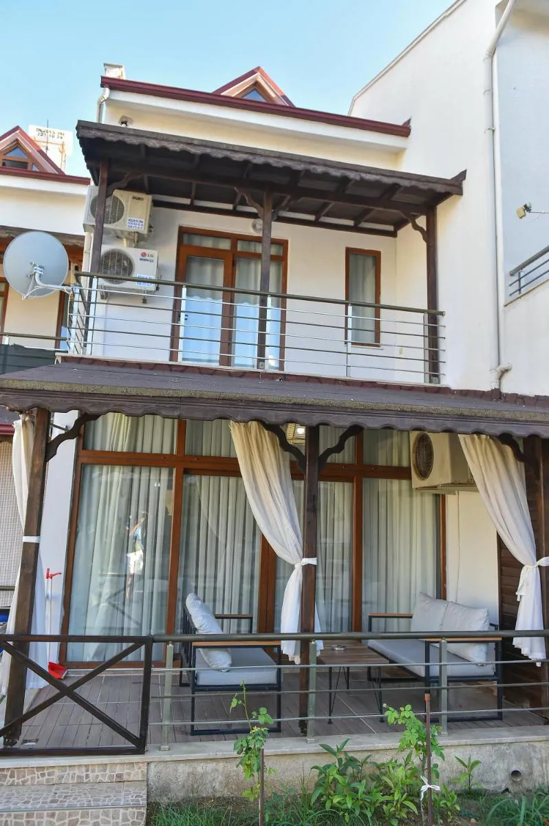 Image 3 of VİLLA ALP’S TRİPLEX LAGOON HAVUZ OLANAĞI SUNAN