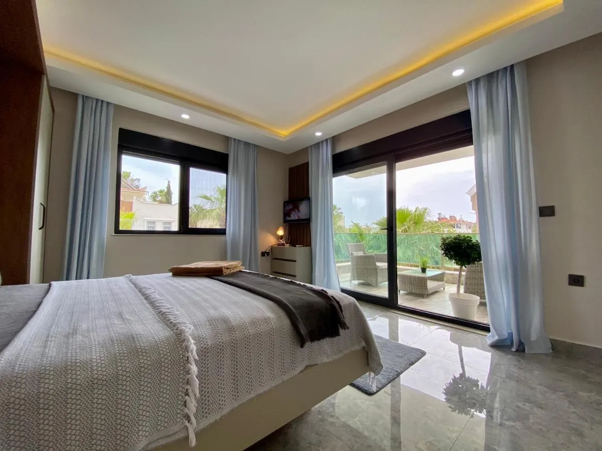 Image 1 of Villa Annabèll1 with Swimming pool and Jacuzzi, 3 floors