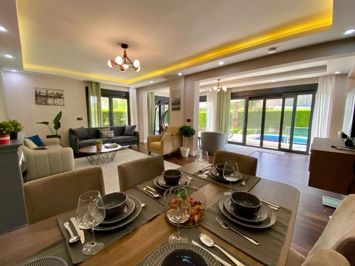 Image 4 of Villa Annabèll1 with Swimming pool and Jacuzzi, 3 floors