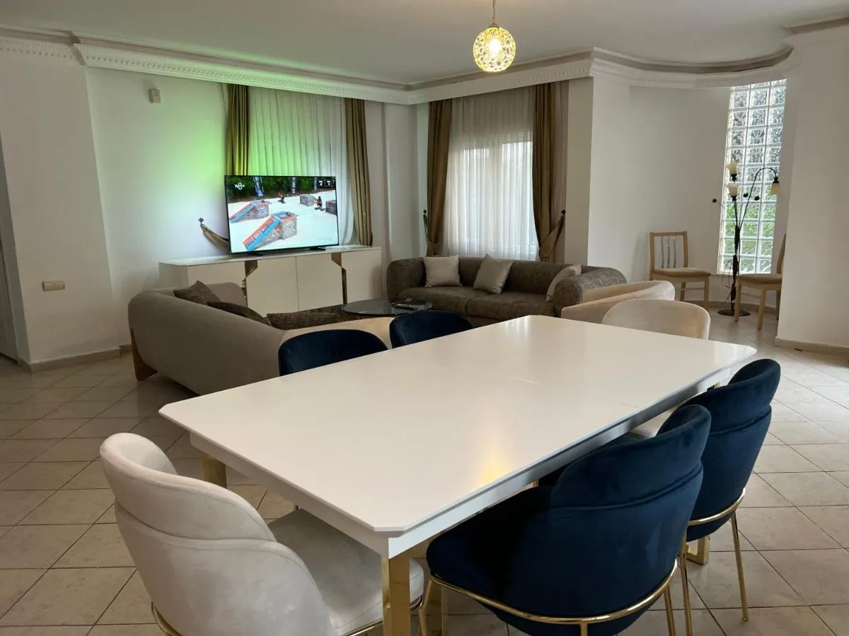 Image 5 of Villabelek8